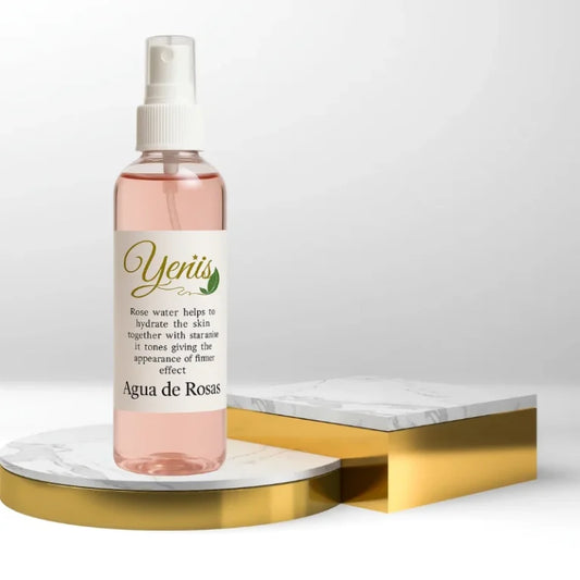 Agua de rosas natural