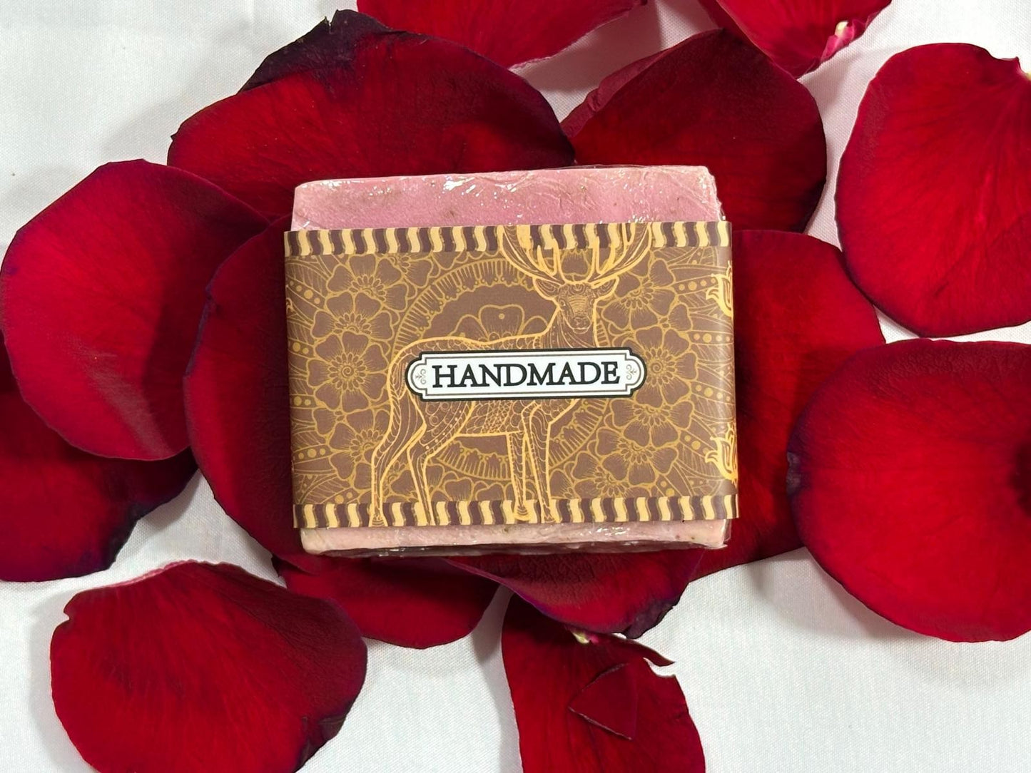 🌹 Rose Petal & Aloe Handmade Soap